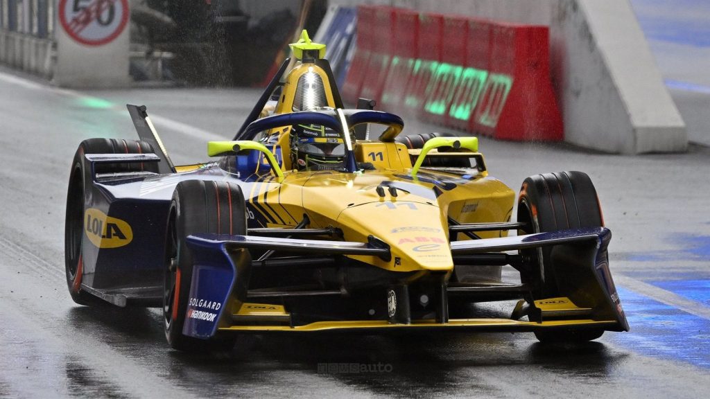 Luca Di Grassi Formula E Shanghai Round 13° Lola Yamaha ABT.
