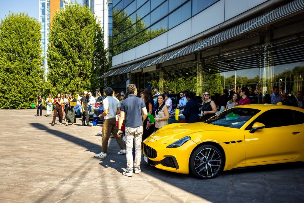 Arrivo a Modena nella sede Maserati del Grand Tour Cina-Italia