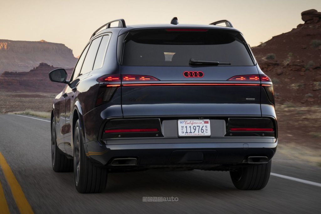 Audi Q9 su strada