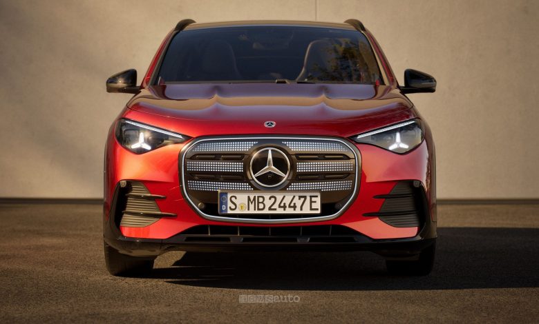 Mercedes-Benz GLA frontale