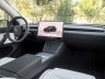 Tesla Model Y Performance plancia abitacolo
