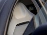 Tesla Model Y Performance badge Plaid sul sedile anteriore
