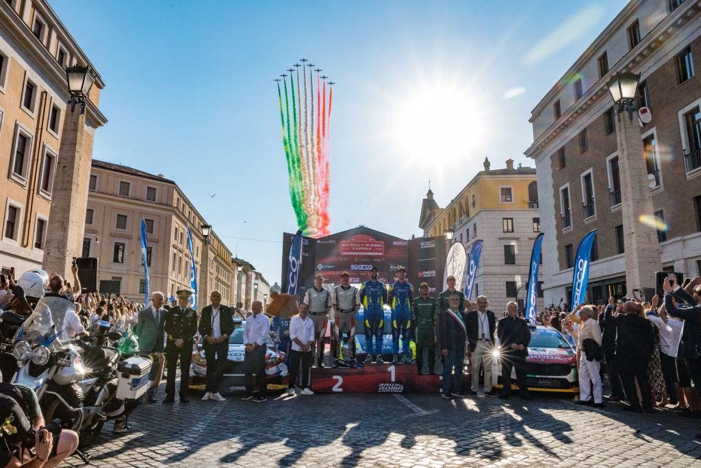 Il podio del Rally di Roma Capitale in Via della Conciliazione