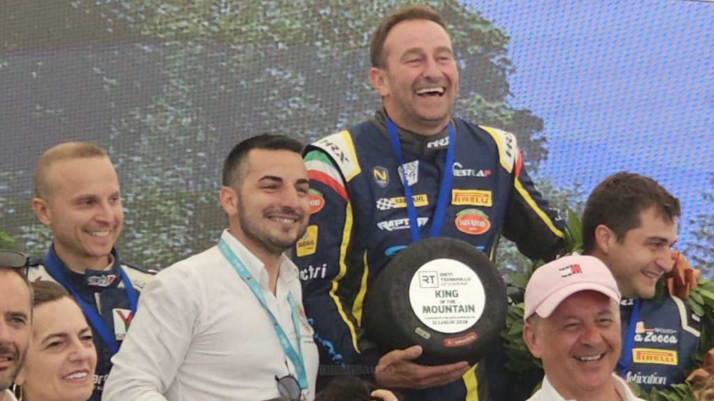 Simone Faggioli festeggia la vittoria alla Rieti Terminillo, Coppa Bruno Carotti