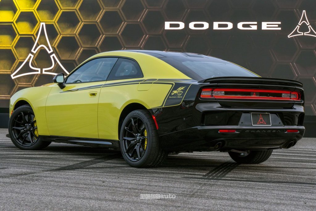 Dodge Charger Super Bee Launch Edition posteriore 3/4