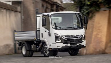 Isuzu M21 Generation 4 movimento