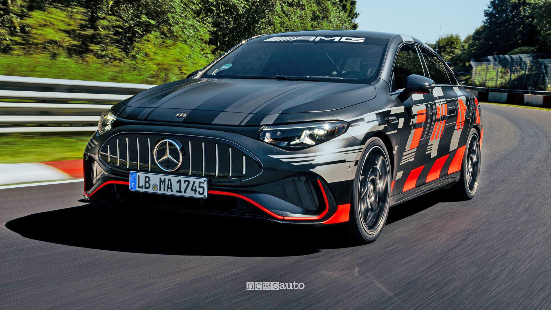 Mercedes-AMG CLA 45 4MATIC+: record al Nürburgring tra le elettriche
