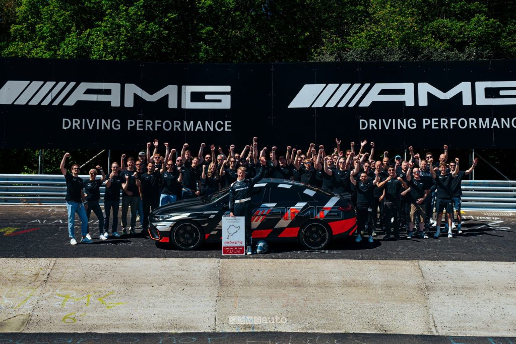 Mercedes-AMG CLA elettrica record al Nürburgring-Nordschleife