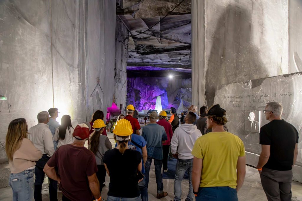Tour delle cave di marmo al 4x4 Fest di Carrara