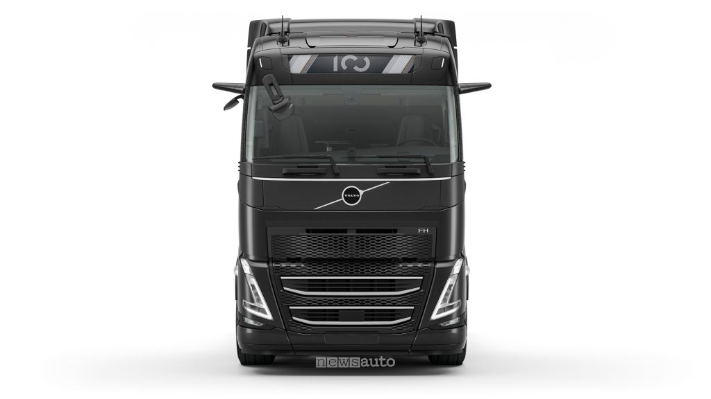 Volvo FH 100 year edition dark