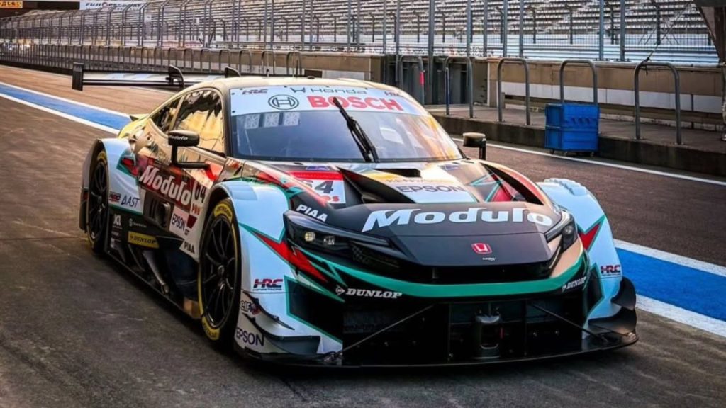 Incidente al Super GT