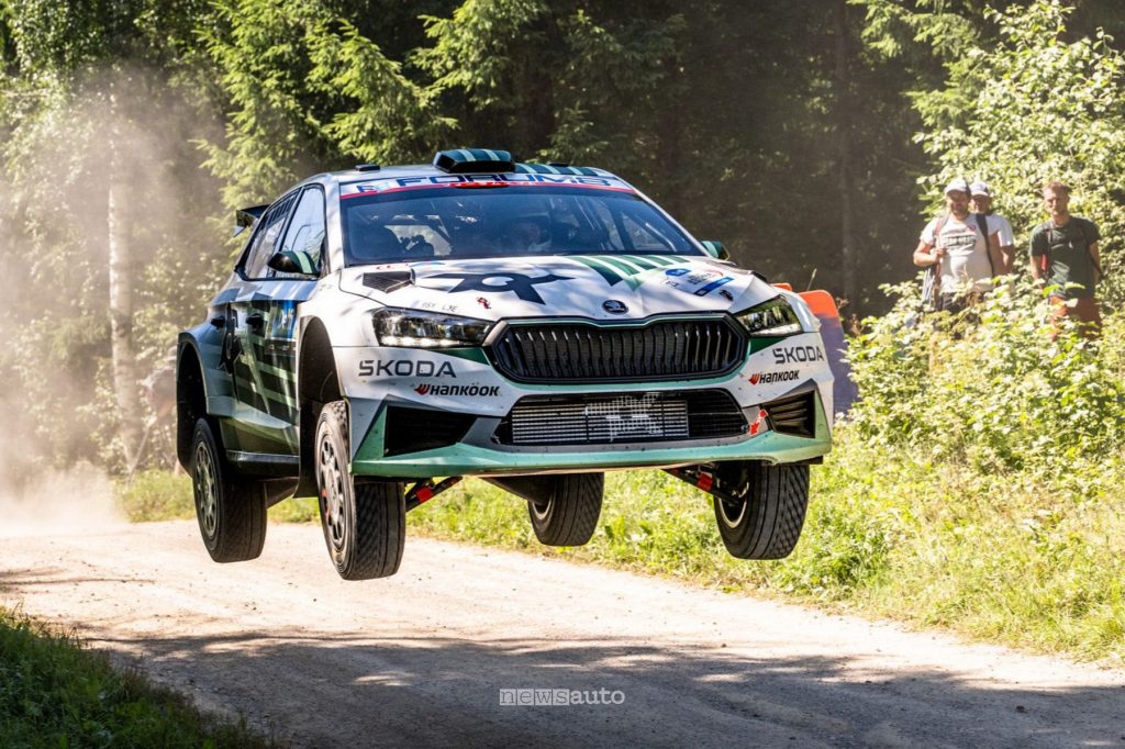 Robert Virves vince il WRC2 al Rally di Finlandia con la Skoda Fabia RS Rally2