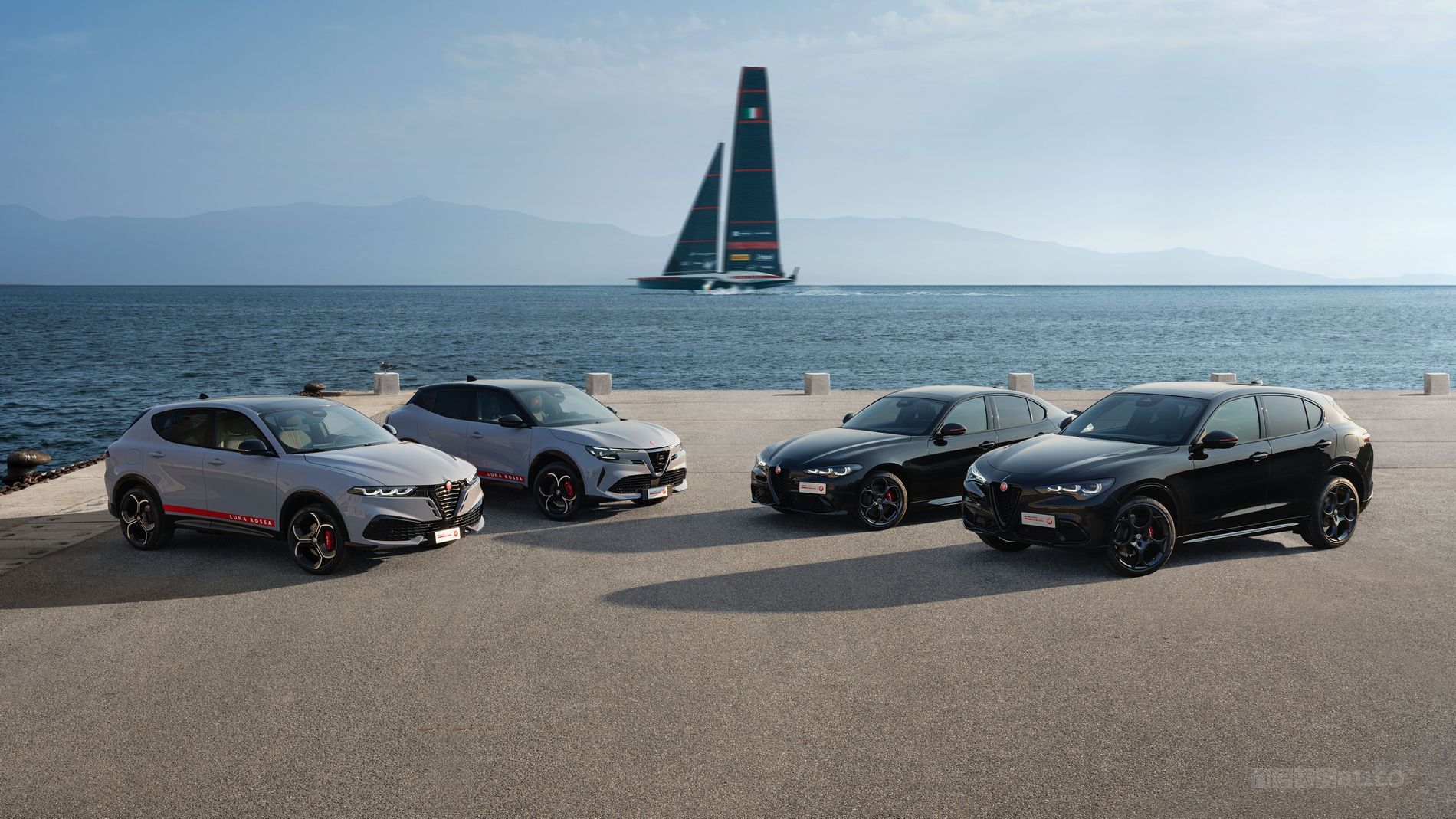 Alfa Romeo Edizione Luna Rossa: Junior, Tonale, Giulia e Stelvio, caratteristiche e prezzi