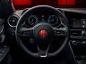Alfa Romeo Giulia Luna Rossa volante, plancia
