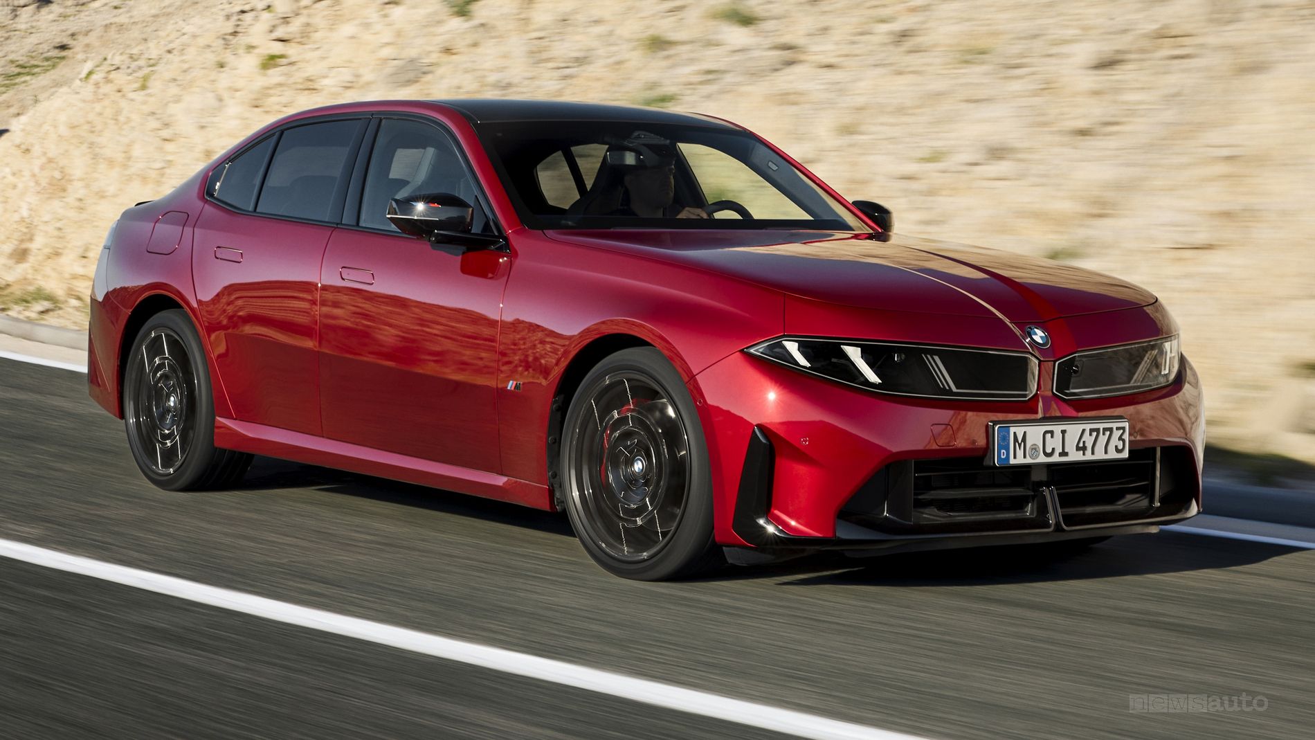 Nuova BMW Serie 3: motori benzina MHEV, caratteristiche e prezzi