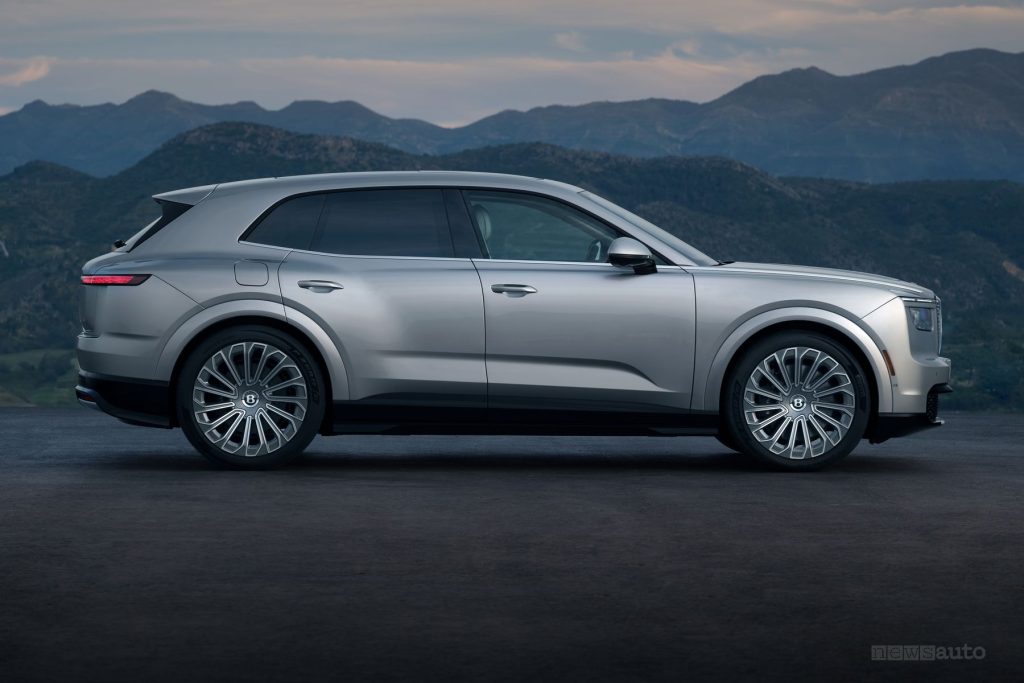 Bentley Torcal laterale