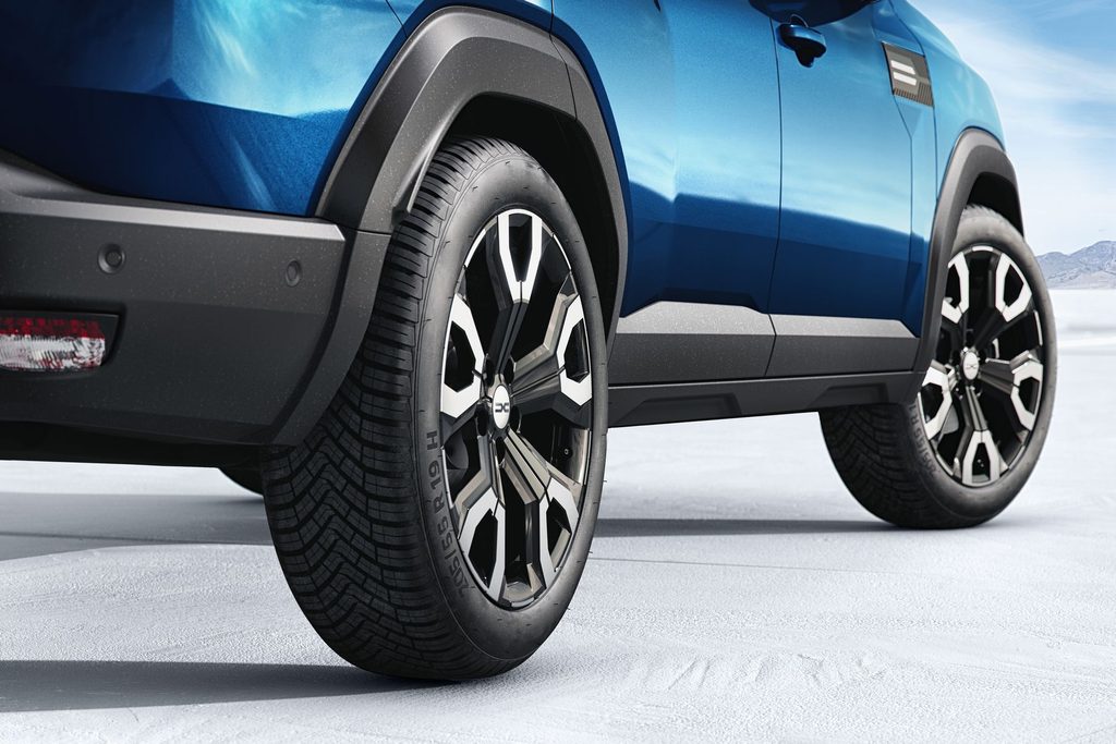 Dacia Bigster Hybrid-G 150 4x4 cerchi da 19 pollici con pneumatici All Season