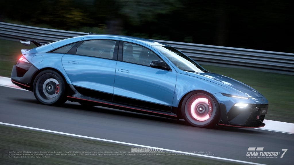 Gran Turismo 7 la Hyundai Ioniq 6 N in fase di frenata