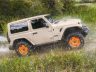 Jeep Wrangler JL-2A in azione dopo un guado