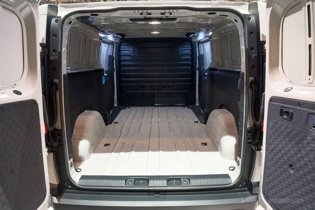 Kia PV7 Cargo vano di carico