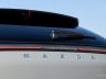 Mazda CX-6e, Aero Grey logo portellone posteriore