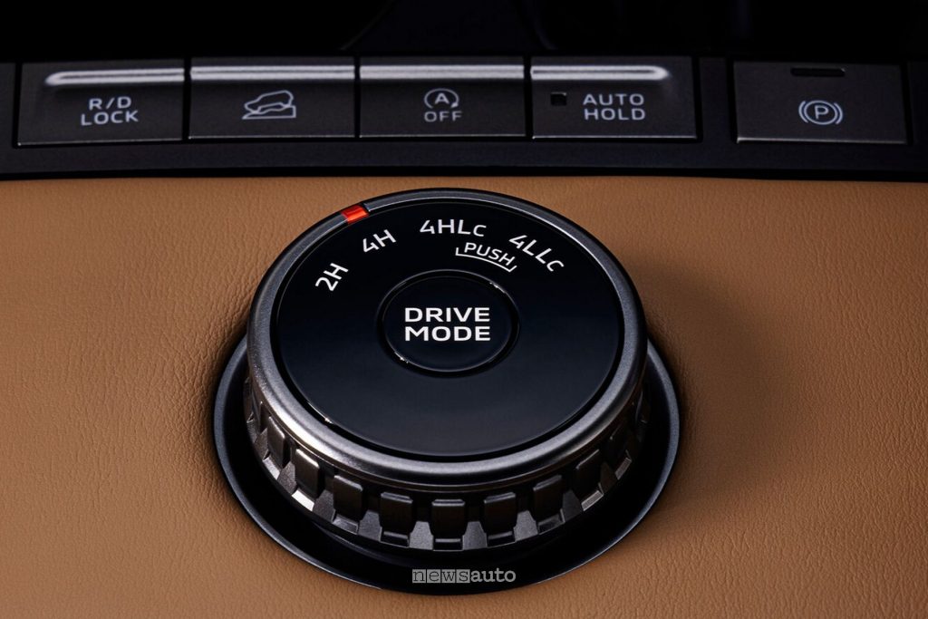 Nuova Mitsubishi Pajero manopola Drive Mode