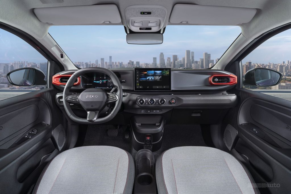 Nissan Pixo plancia abitacolo