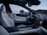Polestar 4 SUV sedili anteriori