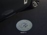 Range Rover Electric logo EV proiettato a terra