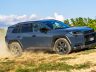 Nuova Suzuki Across plug-in Hybrid in azione sullo sterrato
