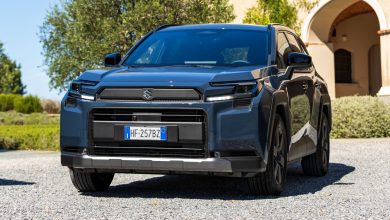 Nuova Suzuki Across plug-in Hybrid anteriore 3/4