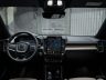 Nuova Volvo XC40 plancia abitacolo