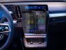 Renault Scenic E-Tech Electric display infotainment e vano per il caricatore a induzione Qi2 / MagSafe
