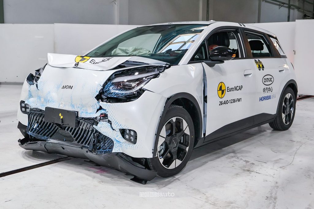Test EuroNcap 2026 5 stelle Aion UT