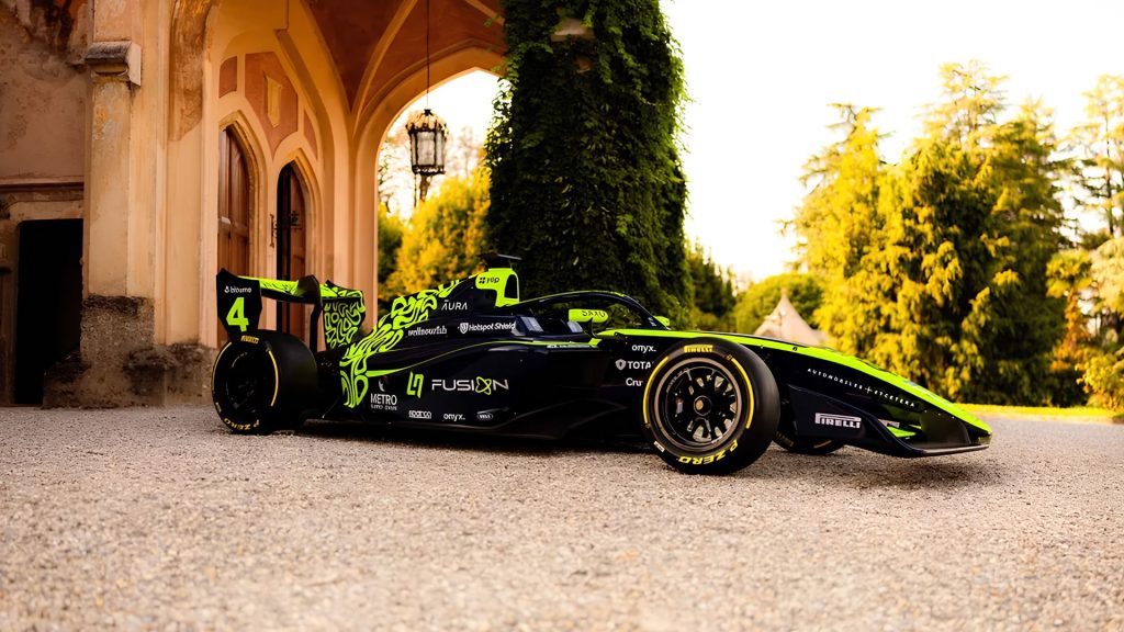 Vista monoposto livrea camo tipica di Lando Norris