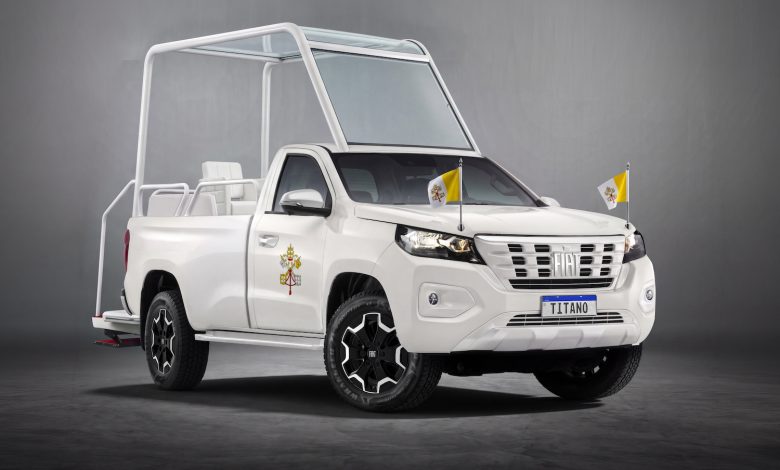 Fiat Titano Papamobile