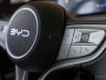 BYD Dolphin Surf 2027 comandi dell'audio sul volante