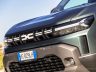 Dacia Duster Extreme Hybrid 155 griglia e fari anteriori