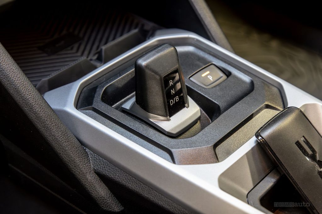 Dacia Duster Extreme Hybrid 155 leva del cambio automatico