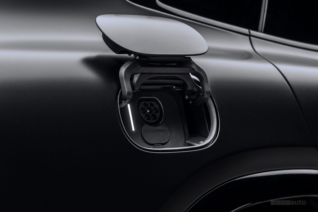 Mercedes-AMG GT SUV GT 55 vano per la ricarica AC/DC