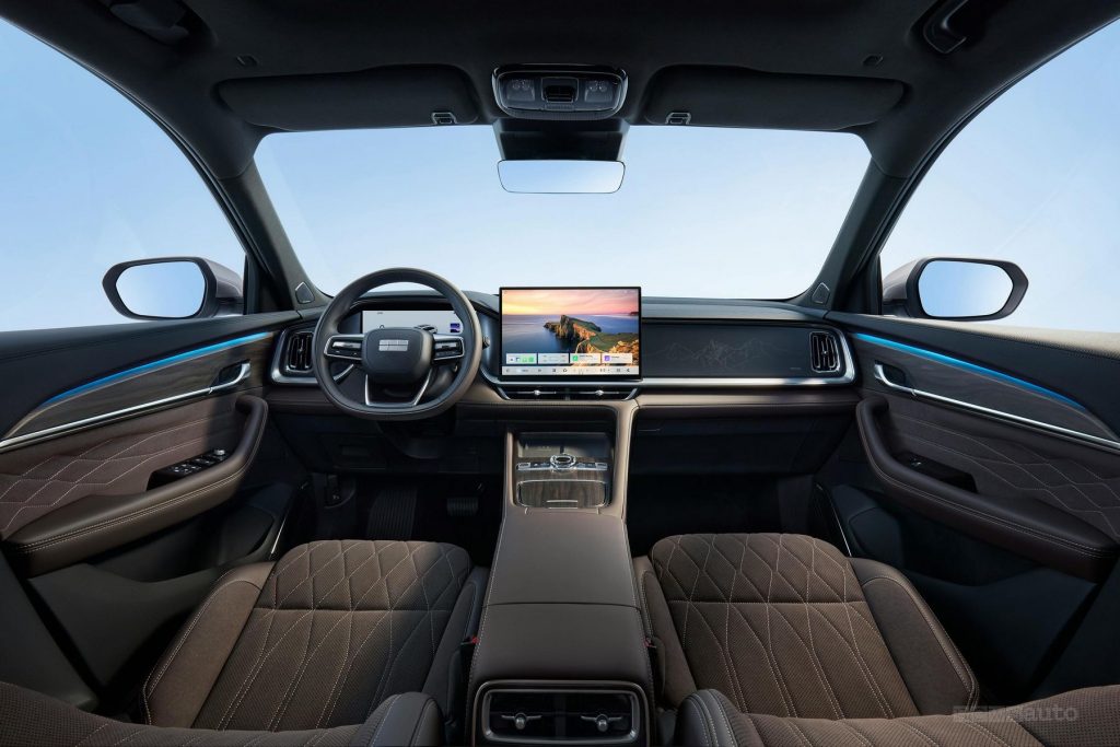 Geely Monjaro EM-i plancia abitacolo