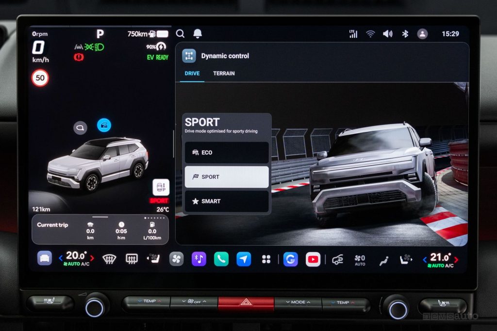 Nuova Hyundai Tucson display infotainment da 17"