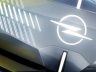 Opel STX Concept dettagli della firma luminosa anteriore