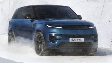 Range Rover Sport Electric in azione nelle cave di marmo a Carrara