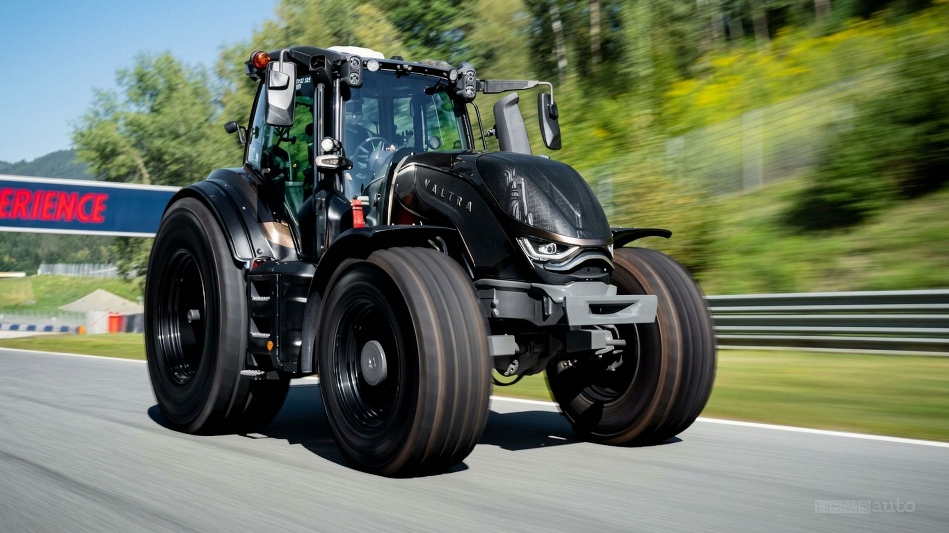 Valtra T236, il trattore da 248 CV in qualifica al Red Bull Ring