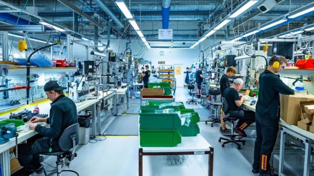 Interno fabbrica Öhlins Group