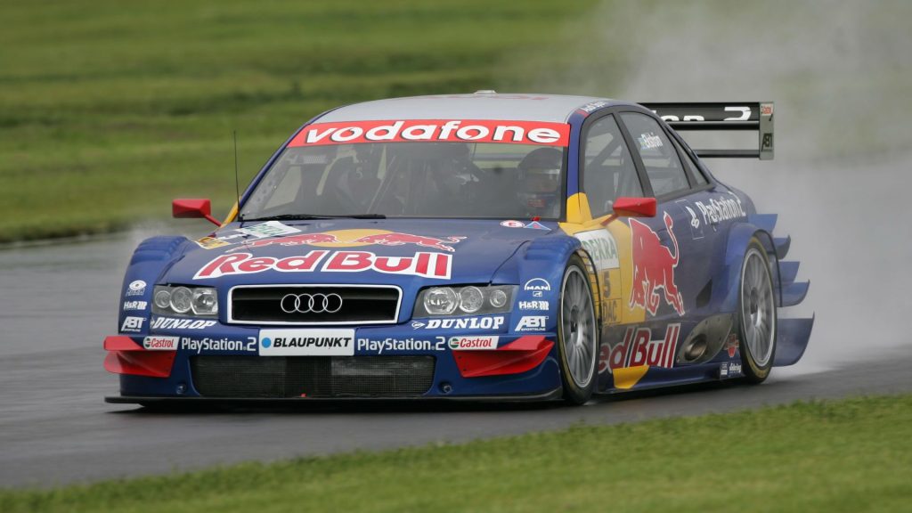 Audi A4 del campionato DTM con sistema di ammortizzatori Öhlins