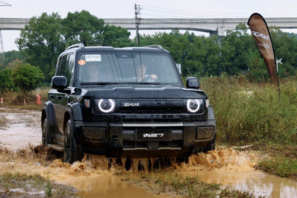 iCaur V25 in azione in off road