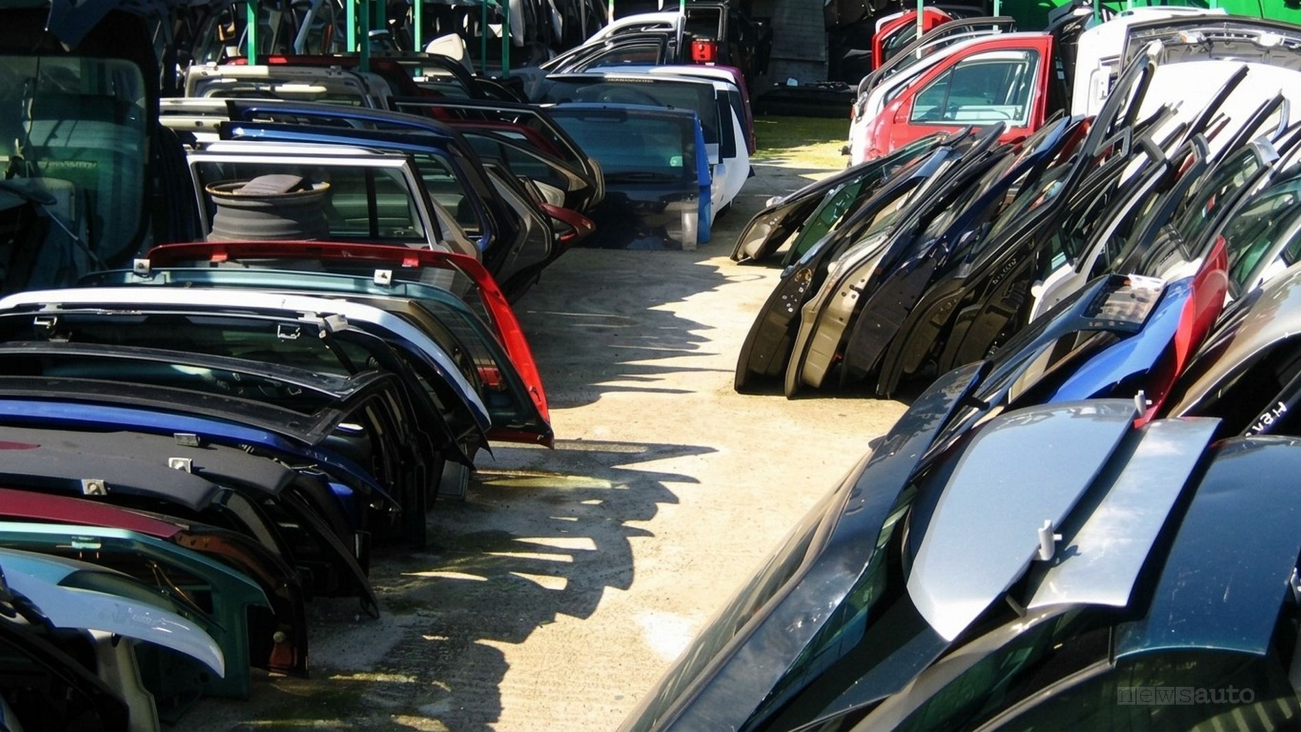 Auto e ricambi usati: la svolta dell’UE che cambierà per sempre riparazioni e demolizioni dal 2032